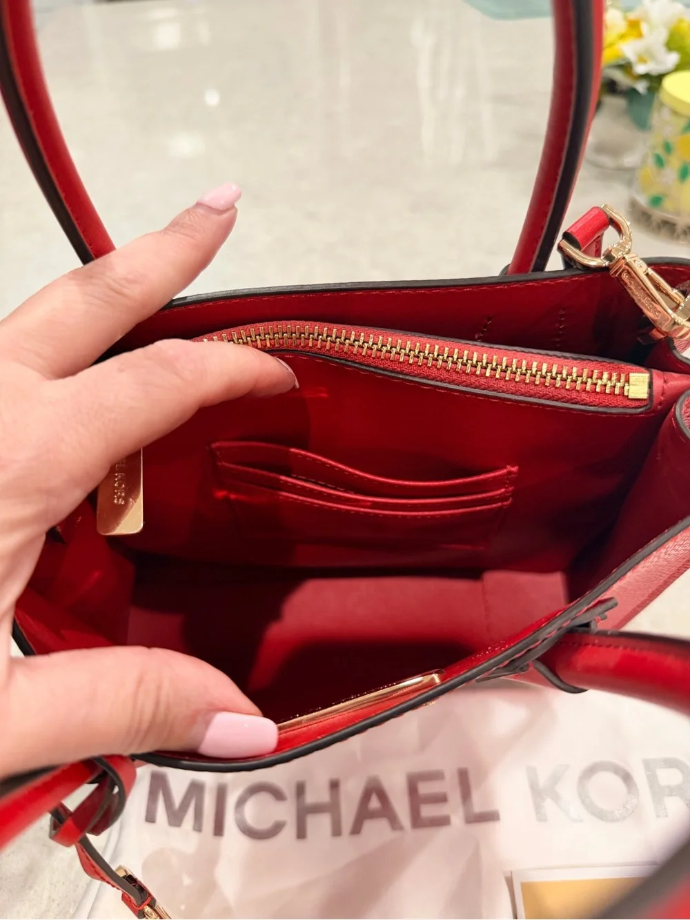 Michael Kors Mercer Medium Messenger Bag - Red/Flame